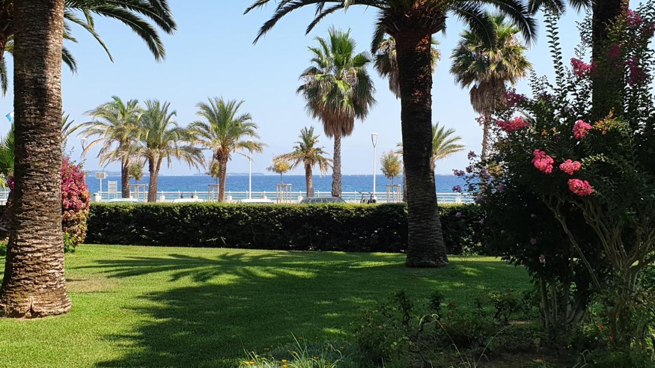 Garden And Beach Sea View Apartment カンヌ エクステリア 写真